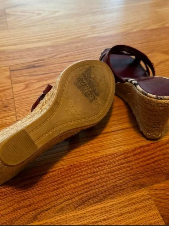 Burberry Burgundy Leather Wedge Sandals with Espadrille Trim - Picture 3 of 6